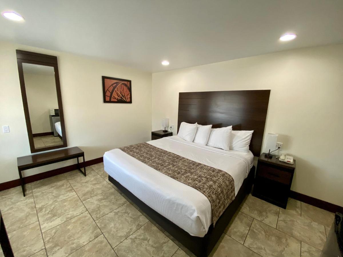 Roswell Inn ภายนอก รูปภาพ