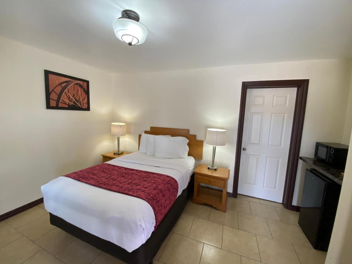 Roswell Inn ภายนอก รูปภาพ