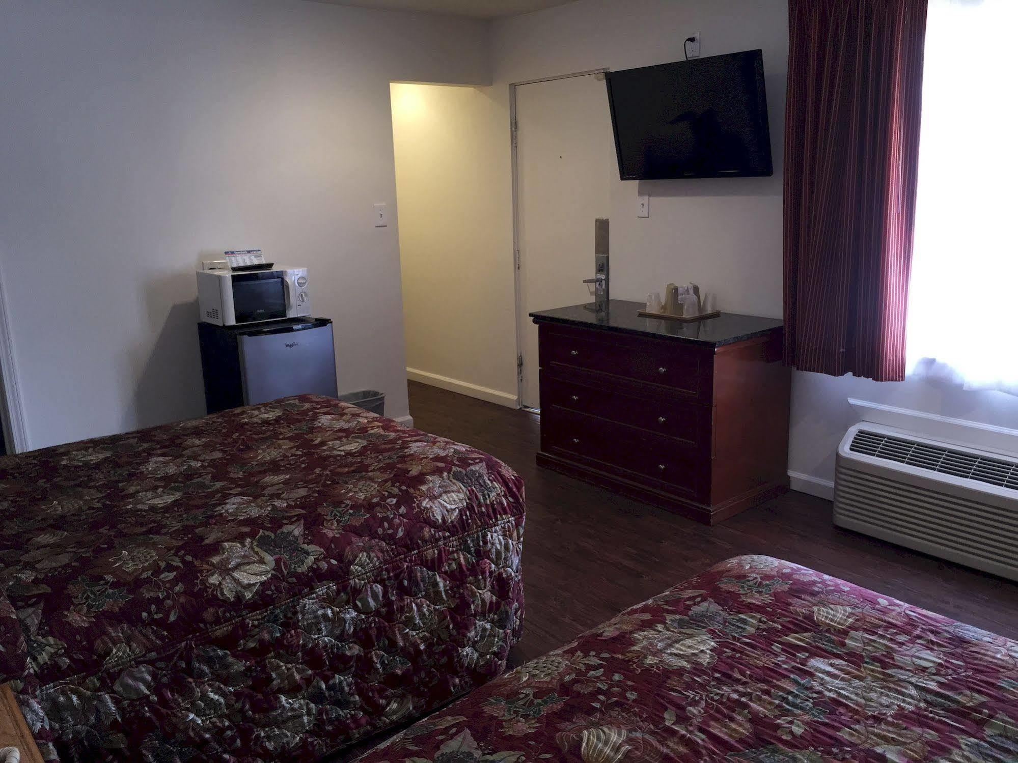 Roswell Inn ภายนอก รูปภาพ