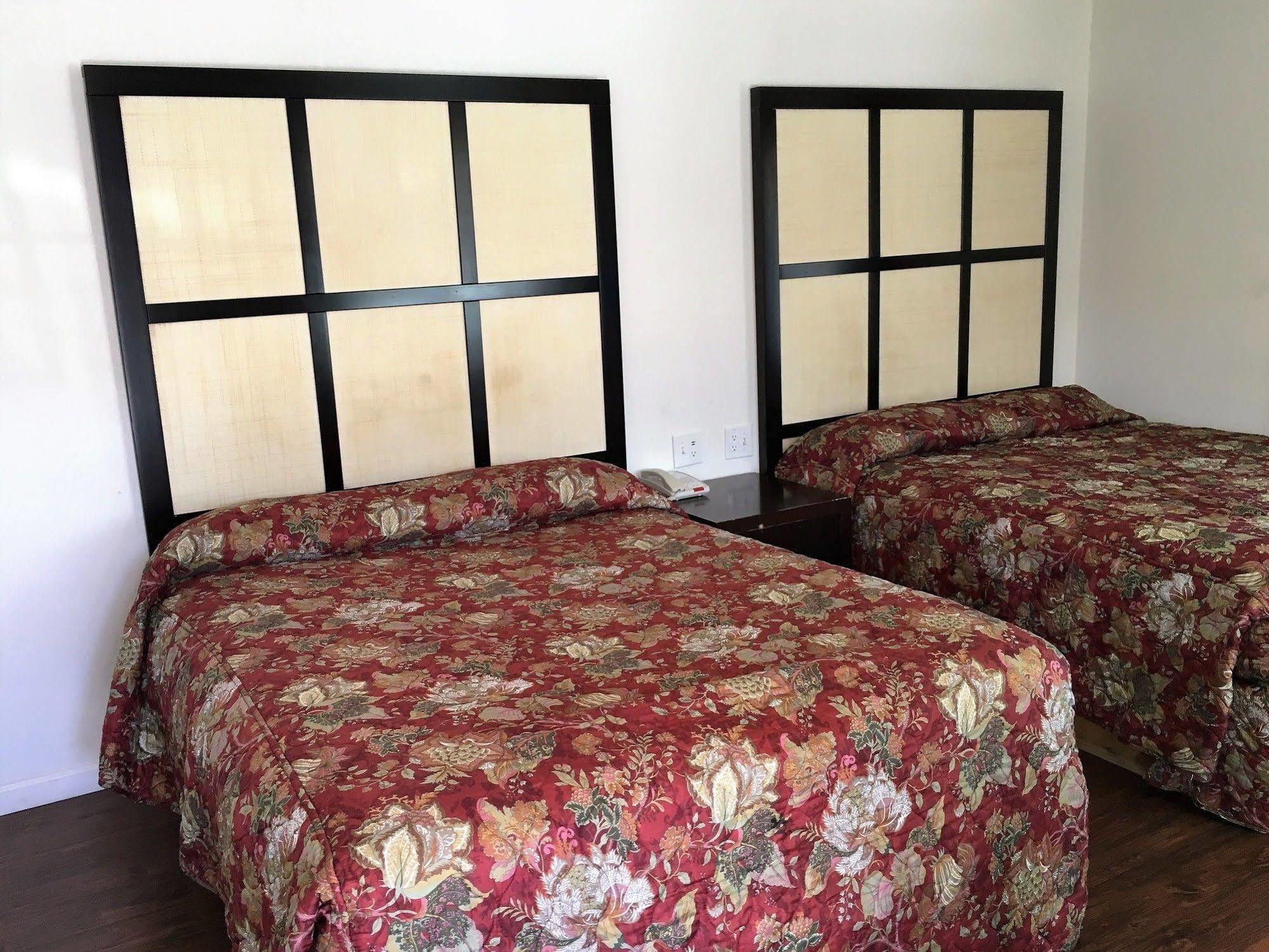 Roswell Inn ภายนอก รูปภาพ