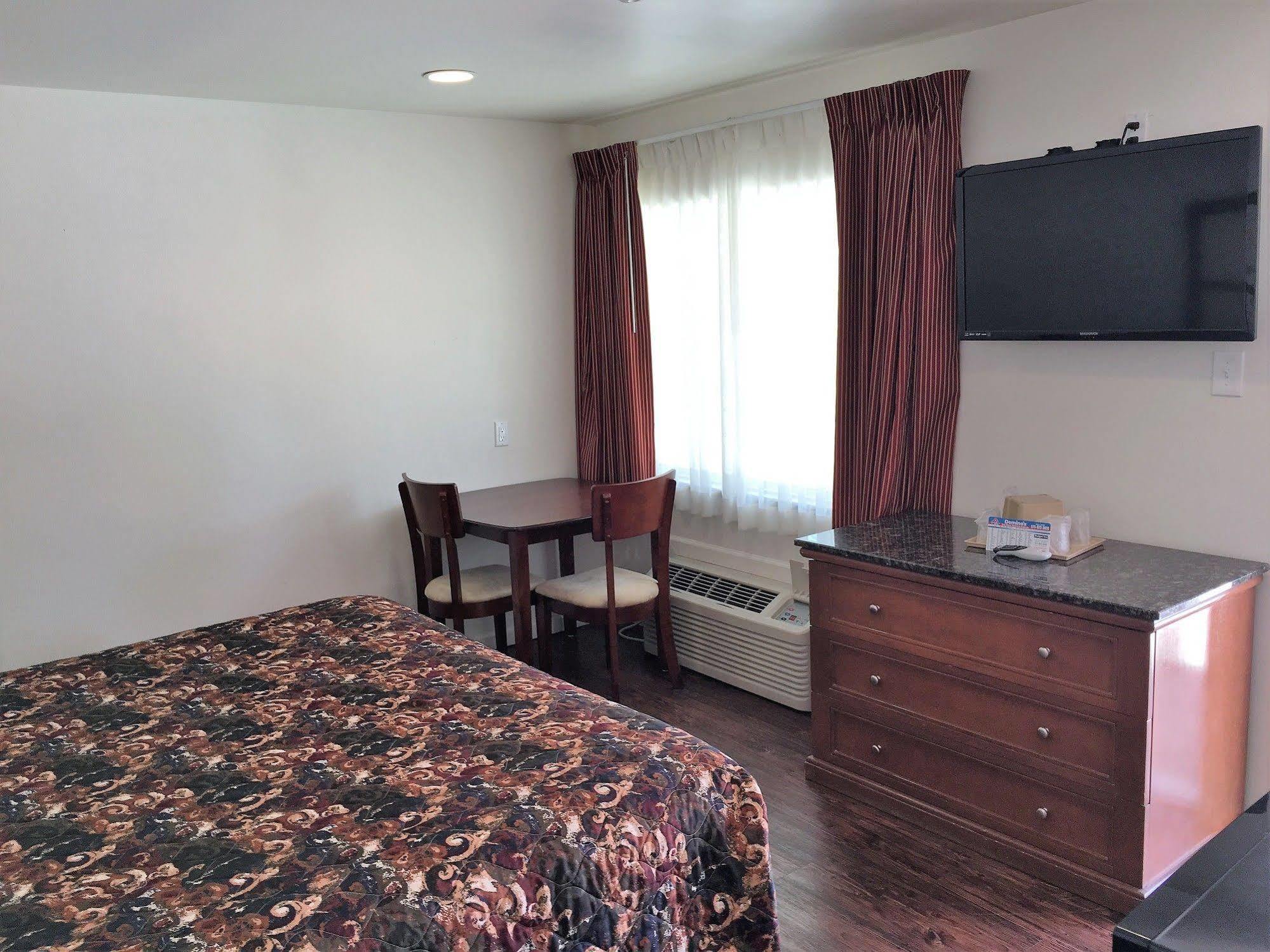 Roswell Inn ภายนอก รูปภาพ