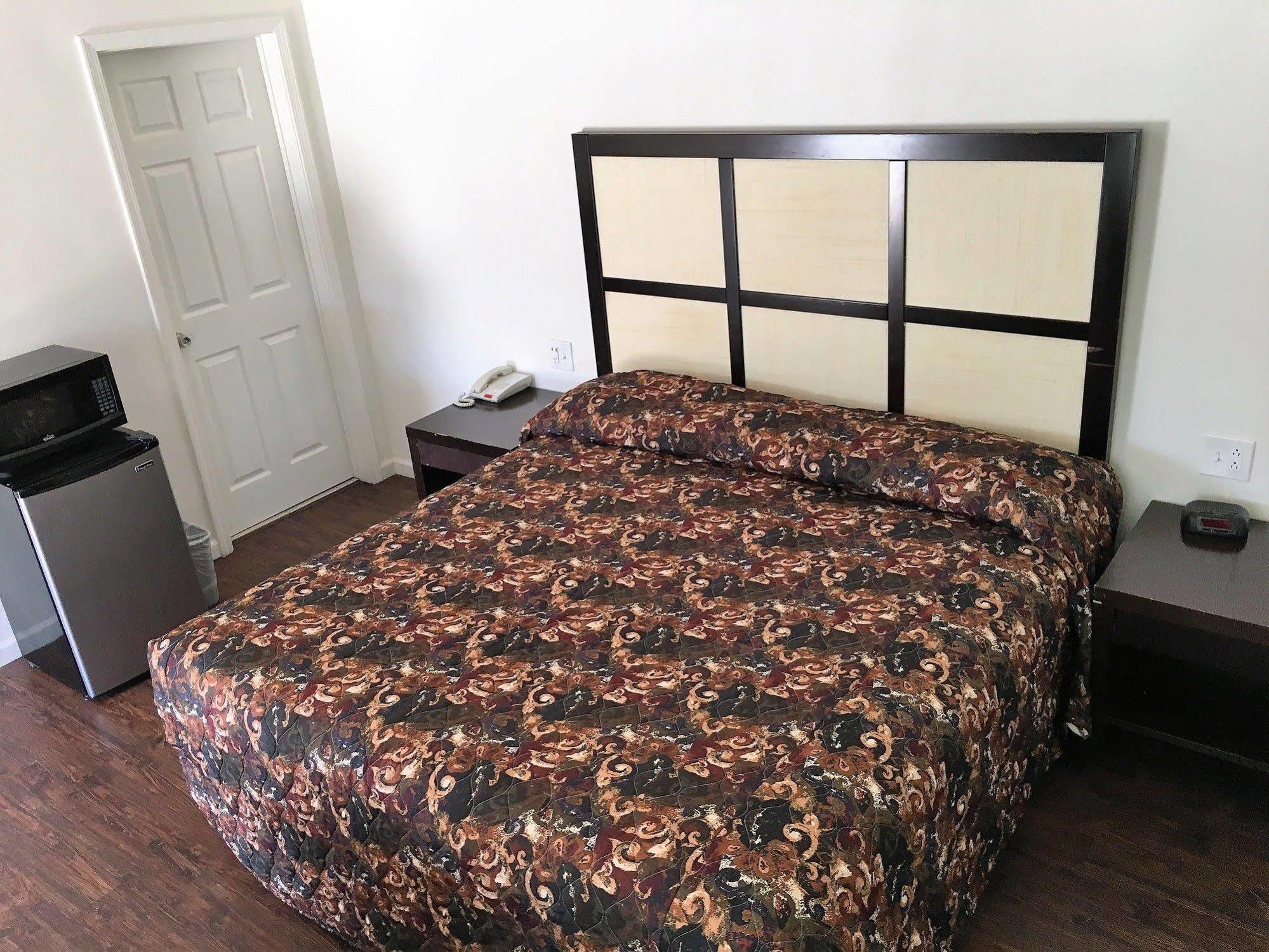 Roswell Inn ภายนอก รูปภาพ