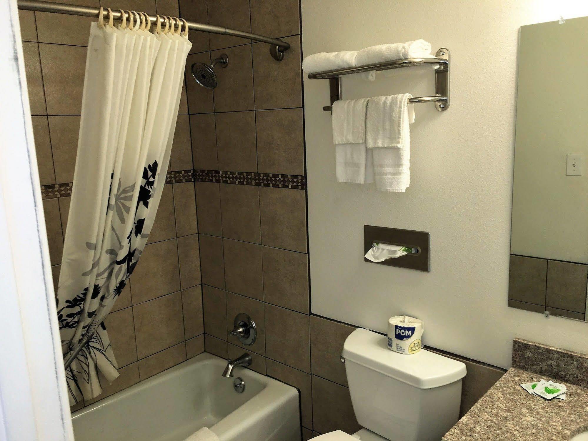 Roswell Inn ภายนอก รูปภาพ
