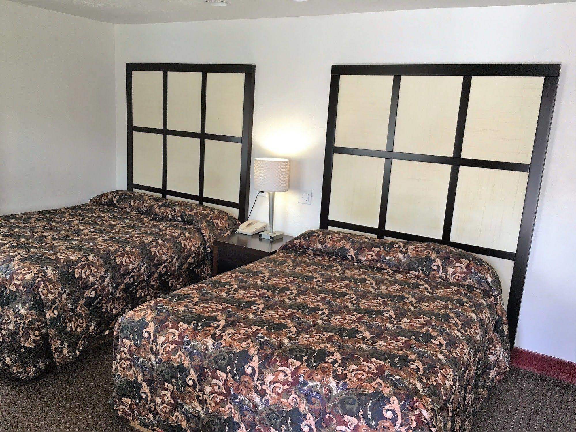 Roswell Inn ภายนอก รูปภาพ